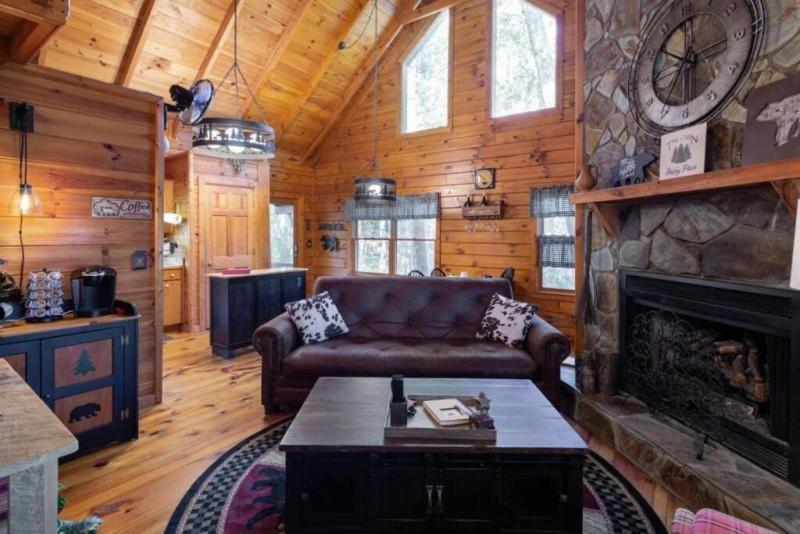 Mountain Time Cabin, Hot Tub, Fire Pit, Fireplace Blue Ridge Exterior foto