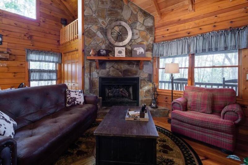 Mountain Time Cabin, Hot Tub, Fire Pit, Fireplace Blue Ridge Exterior foto