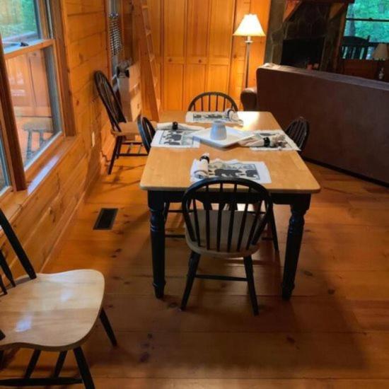 Mountain Time Cabin, Hot Tub, Fire Pit, Fireplace Blue Ridge Exterior foto